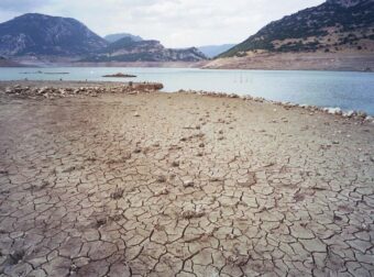 Λειψυδρία: Αττική, Πάτμος και Λέρος κηρύχθηκαν σε κατάσταση έκτακτης ανάγκης – Πόσο μας επηρεάζει