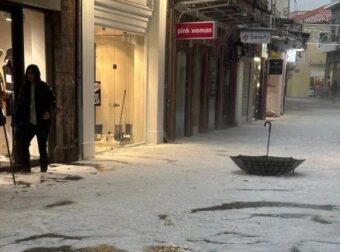 ΕΚΤΑΚΤΟ: ΠΝΙΓΕΤΑΙ ΠΑΣΙΓΝΩΣΤΟ ΕΛΛΗΝΙΚΟ ΝΗΣΙ