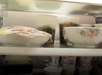 Άνδρας πεθαίνει μετά από μέρες διάρροιας – Γιατρός εκδίδει επείγουσα προειδοποίηση για 3 συνηθισμένα υπολείμματα φαγητού