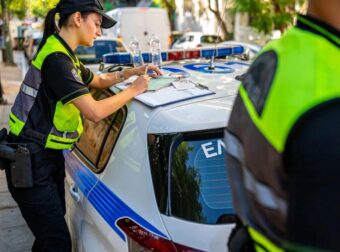ΝΕΟΣ ΕΛΕΓΧΟΣ ΣΤΟΥΣ ΟΔΗΓΟΥΣ ΑΠΟ ΤΗΝ ΑΣΤΥΝΟΜΙΑ: ΕΧΕΙ ΠΡΟΣΤΙΜΟ 2000 ΚΑΙ ΦΥΛΑΚΙΣΗ