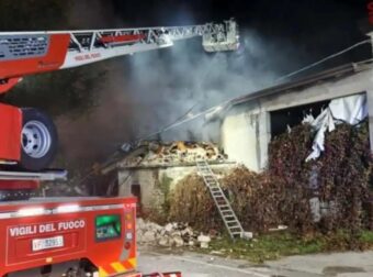 Τραγωδία: Τρεις Νεκροί Αστυνομικοί και 13 τραυματίες – Πήγαν να κάνουν έξωση και οι ένοικοι ανατίναξαν το σπίτι με αέριο