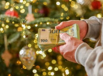 ΑΝΑΤΡΟΠΗ ΜΕ ΤΟ ΔΩΡΟ ΧΡΙΣΤΟΥΓΕΝΝΩΝ: ΤΕΛΙΚΑ ΟΧΙ ΤΗΝ…