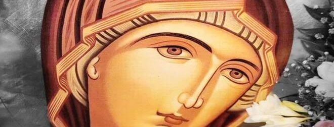 Η Παναγία δεν εγκαταλείπει ποτέ κανέναν, πάντα έχει τον τρόπο της να βοηθάει, είναι μια τεράστια αγκαλιά για όλους