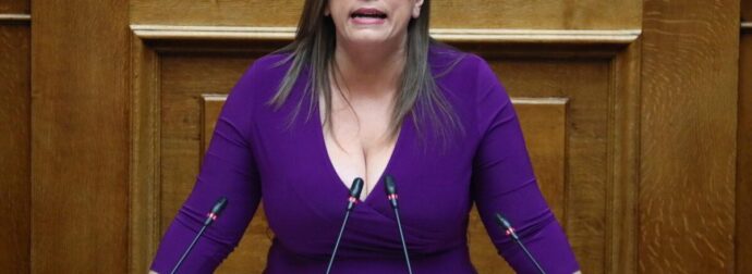 ΑΣΤΡΑΨΕ ΚΑΙ ΒΡΟΝΤΗΞΕ Η ΖΩΗ: ΜΕ ΜΙΑ ΦΡΑΣΗ ΕΤΟΙΜΑΖΕΤΑΙ ΝΑ ΡΙΞΕΙ ΤΗΝ ΚΥΒΕΡΝΗΣΗ