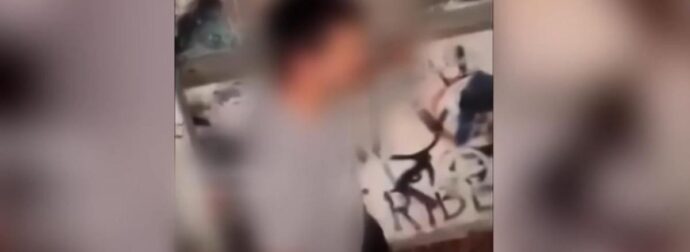 «Νόμιζα ότι δουλεύει ντελίβερι» λέει η μητέρα 16χρονου που ξυλοκοπούσαν για να διακινεί ναρκωτικά