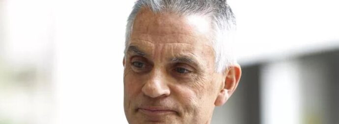 Ανακοίνωσε την παραίτηση του