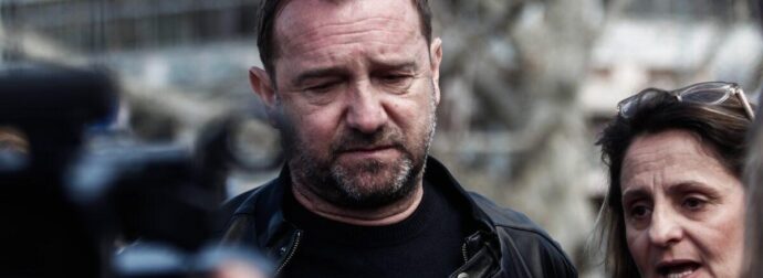 Έκτακτo για Νίκο Πλακιά