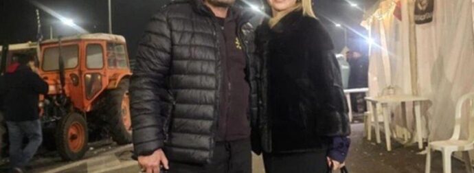 Στο μπλόκο της Νίκαιας η Μαρία Καρυστιανού – Στηρίζει τους αγρότες