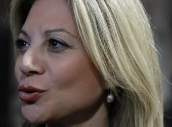 Μαρία Καρυστιανού: «Μπαίνω στην πολιτική για να μην έχω τύψεις ότι δεν πολέμησα το σάπιο σύστημα»