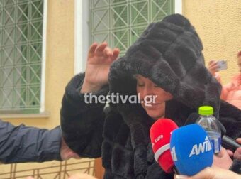 Σέρρες: «Αν έβλεπα τον 13χρονο να δυσανασχετεί δεν θα το έκανα», λέει η καθηγήτρια που φίμωσε μαθητή