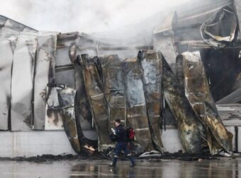 “Δεν ήταν τυχαίο που χθες βράδυ…” ΦΡΙΚΗ με ότι μαθεύτηκε για το εργοστάσιο Βιολάντα και τη φονική έκρηξη