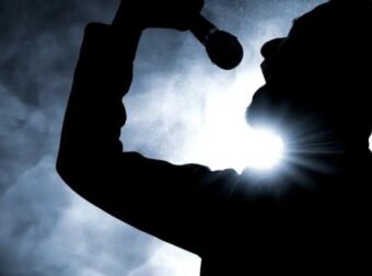 ΕΚΤΑΚΤΟ ΓΙΑ ΠΑΣΙΓΝΩΣΤΟ ΤΡΑΓΟΥΔΙΣΤΗ: «ΕΧΩ ΛΙΓΟΥΣ ΜΗΝΕΣ ΖΩΗΣ, Η ΚΑΡΔΙΑ ΜΟΥ ΕΧΕΙ ΤΕΛΕΙΩΣΕΙ»