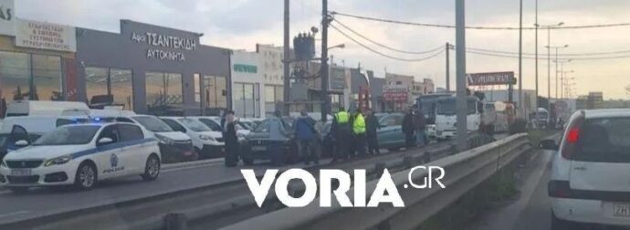 ΕΚΤΑΚΤΟ – Καραμπόλα οχημάτων – Κλειστά τα δύο ρεύματα