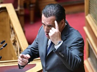 Έκπληκτοι όλοι με το νέο μαλλί του Άδωνι Γεωργιάδη – Φωτoγραφίες