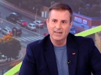 Δάκρυσε on air ο Παναγιώτης Στάθης – Έμαθε πριν από την εκπομπή ότι πέθανε η μητέρα του