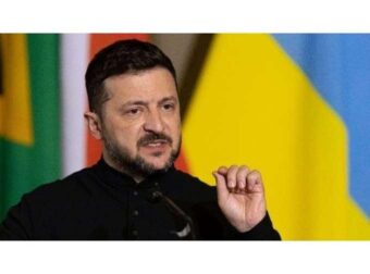 Ζελένσκι στο BBC: «Δεν παραδίδουμε εδάφη για εκεχειρία, o Πούτιν ξεκίνησε τον 3ο Παγκόσμιο Πόλεμο»