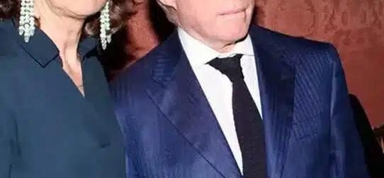 Στο πόδι η Κηφισιά – Διαζύγιο «σεισμός» σε ισχυρή οικογένεια. Τον εγκατέλειψε… για μια άλλη γυναίκα