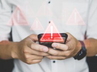 Συναγερμός από την κυβέρνηση: Τα τρία SMS έκτακτης ανάγκης που θα σας σταλθούν