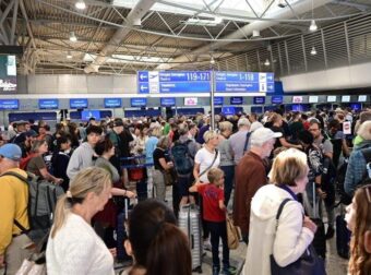 Ακυρώνονται οι πτήσεις από και προς Ελλάδα – Χάος στα αεροδρόμια, σε ταλαιπωρία οι επιβάτες