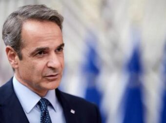 Στις 2 ανακοινώνονται τα μέτρα για την ακρίβεια λόγω πολέμου: Πλαφόν σε καύσιμα και βασικά αγαθά