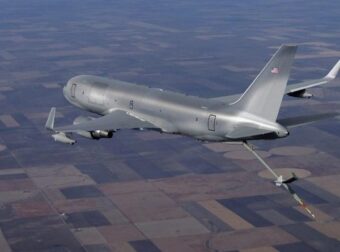 ΣΥΝΤΡΙΒΗ ΑΕΡΟΣΚΑΦΟΥΣ ΤΩΡΑ: Ο ΣΤΡΑΤΟΣ ΠΡΟΣΠΑΘΕΙ ΝΑ ΣΩΣΕΙ ΤΟΝ ΚΟΣΜΟ – ΔΥΣΤΥΧΩΣ ΕΧΟΥΜΕ…