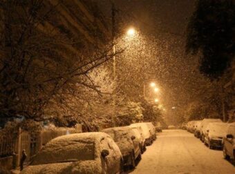 Χαλάει ο καιρός: Βροχές, καταιγίδες και χιόνια την Πέμπτη