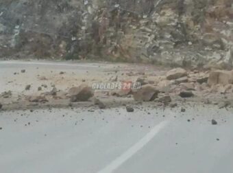 ΚΑΤΑΣΤΡΟΦΗ ΣΤΗΝ ΧΩΡΑ: Γκρεμίζεται αγαπημένο νησί – Κατολισθήσεις βράχων και σοβαρά προβλήματα στο δρόμο