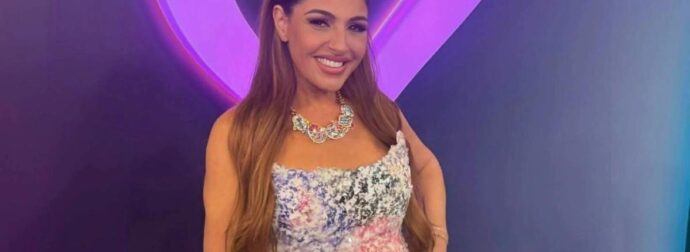 Έλενα Παπαρίζου: Εισήχθη εκ νέου στο νοσοκομείο – Τι συμβαίνει τελικά με την υγεία της;