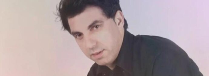 Νεκρός βρέθηκε ο 51χρονος τραγουδιστής Γιώργος Τσιτόγλου μαχαιρωμένος σε σπίτι