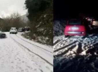 Δραματικές στιγμές στο Πάπιγκο: Τουλάχιστον 30 αυτοκίνητα εγκλωβίστηκαν – Όχημα έπεσε στον γκρεμό