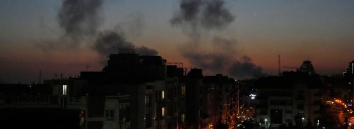 ΕΚΤΑΚΤΟ ΤΩΡΑ – ΜΠΛΑΚ ΑΟΥΤ ΠΑΝΤΟΥ