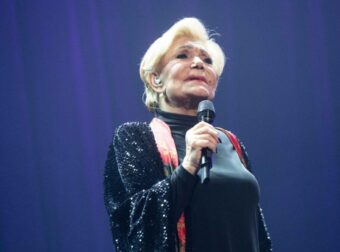 Έτσι θα ταξιδέψει η μάνα: Αυτή ήταν η τελευταία επιθυμία της Μαρινέλας – Αύριο όλοι θα είναι…