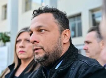 Σοκ στη δίκη των Τεμπών – Ήρθε ασθενοφόρο για τον Πάνο Ρούτσι