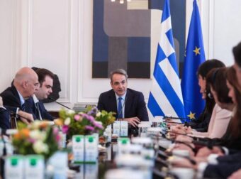 ΔΕΝ ΕΧΑΣΕ ΧΡΟΝΟ Ο ΜΗΤΣΟΤΑΚΗΣ: ΑΥΤΟΙ ΘΑ ΑΝΤΙΚΑΤΑΣΤΗΣΟΥΝ ΤΟΥΣ ΥΠΟΥΡΓΟΥΣ ΠΟΥ ΠΑΡΑΙΤΗΘΗΚΑΝ