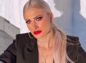 Ιωάννα Τούνη: Έδειξε δημόσια τον άνδρα που την κατέγραψε κρυφά – «Διασκέδαζε δίπλα μου»