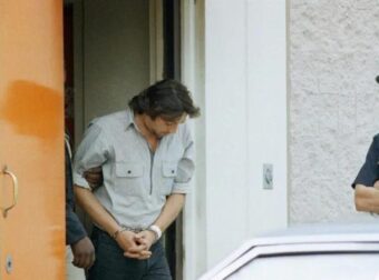 Πασχαλιάτικο Μακελειό: Δολοφόνησε τη μάνα του και άλλους 10 συγγενείς του μέσα σε 5 λεπτά