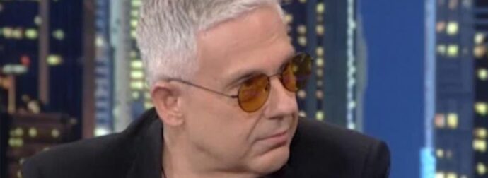 Ο Τάσος Δούσης με ένα άρθρο φωτιά για τους υποκριτές του Πάσχα: «Πώς ήρθες έτσι στον επιτάφιο μωρή μαλ…»