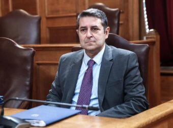 Οργή για τα κομματικά; Το δημόσιο ξέσπασμα της Τίνας Μεσσαροπούλου για την υγεία του άντρα της