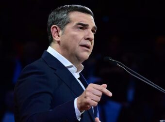 Νέος, με βαρύ όνομα και καθαρή διαδρομή: Ο Τσίπρας αποφάσισε ποιος θα είναι το νο2 στο κόμμα του