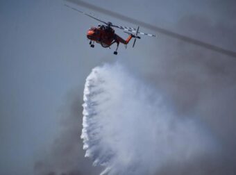 Φωτιά τώρα στην χώρα- Επιχειρούν εναέρια μέσα