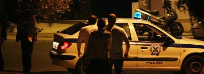 Θρίλερ στην Πετρούπολη: 19χρονη εντοπίστηκε ημίγυμνη με σημάδια κακοποίησης