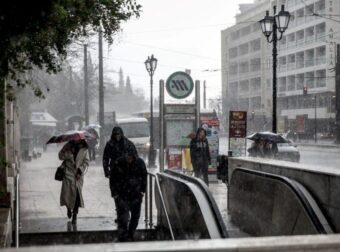 Πρωτομαγιά: «Χειμώνας» με βροχές και θυελλώδεις βοριάδες – Σε ποιες 6 περιοχές θα χτυπήσει η κακοκαιρία
