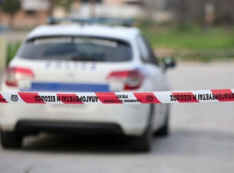 ΕΚΤΑΚΤΟ ΤΩΡΑ – ΑΓΡΙΟ ΕΓΚΛΗΜΑ ΣΤΗ ΧΩΡΑ ΜΑΣ – ΤΟΝ ΣΚΟΤΩΣΑΝ ΚΑΙ ΤΟΝ ΠΕΤΑΞΑΝ ΣΕ ΠΟΤΑΜΙ