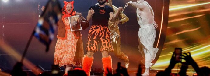 Eurovision 2026: «Έβγαζαν μια βλαχιά» – Δίχασε ο Akylas το Χ μετά την εμφάνιση στον Α’ Ημιτελικό