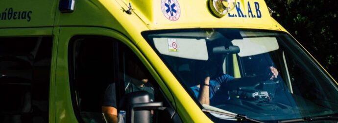 Θρίλερ στον Πειραιά: Προσήχθη στην Ασφάλεια ο 50χρονος σύντροφος της 24χρονης – Τι λένε οι γείτονες