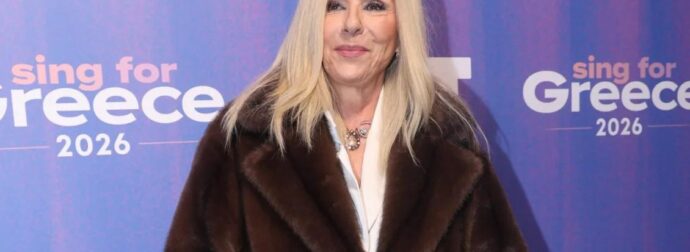 Eurovision 2026: Η Δάφνη Μπόκοτα βλέπει ανατροπή στον τελικό – “Να ψηφίσουμε έξυπνα, σε ποια θέση είμαστε, τι μας απειλεί, τι δε μας απειλεί” (Βίντεο)