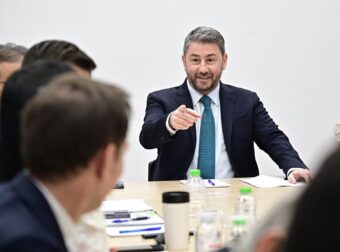 Η τέταρτη θέση φέρνει αλλαγή Ανδρουλάκη; Το όνομα έκπληξη για αρχηγός στο ΠΑΣΟΚ