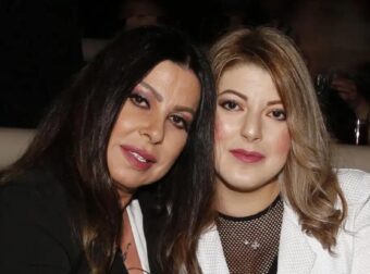 ΘΛΙΨΗ ΓΙΑ ΤΗΝ ΑΝΤΖΕΛΑ ΔΗΜΗΤΡΙΟΥ: ΜΑΘΕΥΤΗΚΕ ΓΙΑ ΤΗΝ ΜΟΝΑΚΡΙΒΗ ΚΟΡΗ ΤΗΣ
