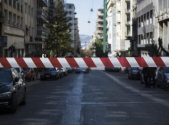 ΠΑΡΑΛΥΕΙ Η ΑΘΗΝΑ: ΚΛΕΙΝΟΥΝ ΟΙ ΔΡΟΜΟΙ – ΑΝΑΣΤΑΤΩΣΗ ΣΤΗΝ ΚΥΚΛΟΦΟΡΙΑ