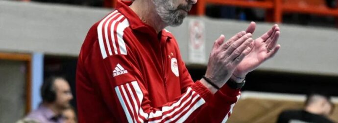 Θρήνος στον Ολυμπιακό – Πέθανε ξαφνικά ο αγαπημένος προπονητής